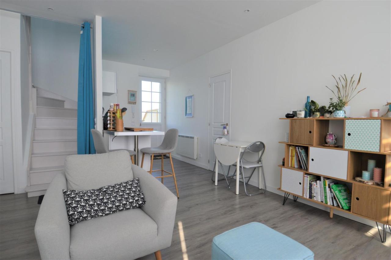 Appartement Moderne Avec Terrasse A 500M De La Mer Курсел-сюр-Мер Екстериор снимка